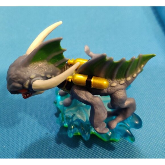 Skylanders Giants 31 Figures Lot Beginner Set NO CASE & OUT OF PACKAGE READ - Picture 6 of 9